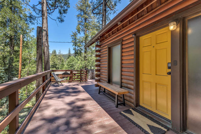 54385 S S. Circle Drive, Idyllwild CA: https://media.crmls.org/mediaz/14627881-0406-46ee-82a6-c90769e96a8c.jpg