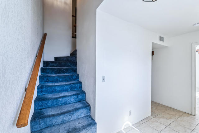 204 Fairway Drive, Needles CA: https://media.crmls.org/mediaz/1464016e-b12d-40f8-b5f6-e701f2294245.jpg