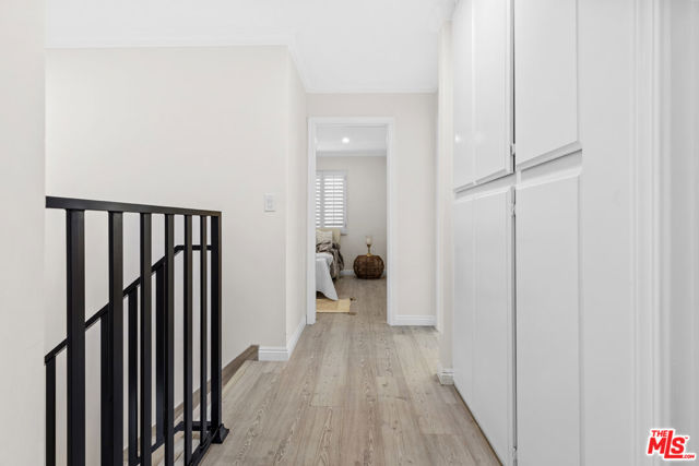 8557 Norwich Avenue, North Hills CA: https://media.crmls.org/mediaz/14642d1a-945c-47e1-bce1-ce5ee91d9e30.jpg