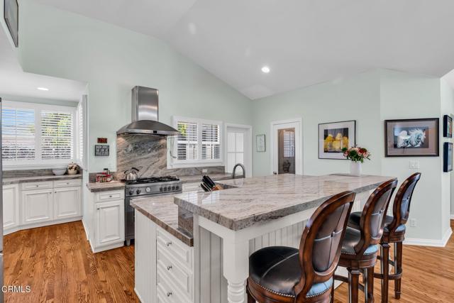 1313 E Palm Street, Altadena CA: https://media.crmls.org/mediaz/14645b7c-60b1-4ce9-8f9d-f013d72bcc4e.jpg