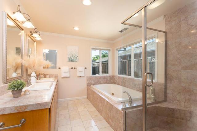 970 W Hedegard Avenue, Campbell CA: https://media.crmls.org/mediaz/1464c891-7334-467b-98a6-5f700f8307e9.jpg