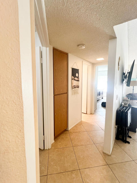 40513 Bay Hill Way, Palm Desert CA: https://media.crmls.org/mediaz/14650dbe-e957-4fbd-acbc-a06c757caef7.jpg