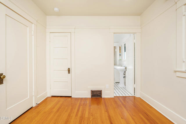 Detail Gallery Image 11 of 26 For 847 S Los Robles Ave, Pasadena,  CA 91106 - 3 Beds | 2 Baths