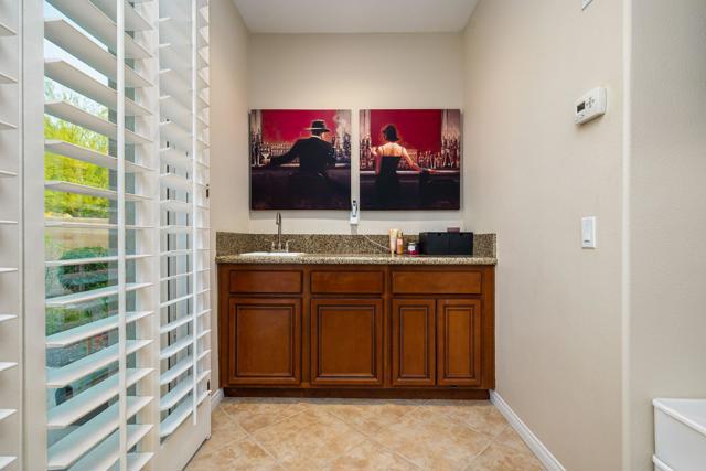 81297 Cantor Court, La Quinta CA: https://media.crmls.org/mediaz/146730db-1b71-466f-8e91-254f012efc01.jpg