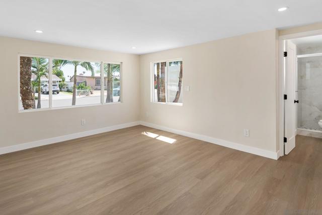 2750 Walker Dr, San Diego CA: https://media.crmls.org/mediaz/14675f6f-d82f-4b9e-b8e4-19bfe927585f.jpg