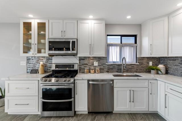 257 San Fernando Way, Daly City CA: https://media.crmls.org/mediaz/1469318b-32f9-457e-8284-4c04c6b315af.jpg