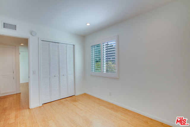 1730 Palisades Drive photo 34