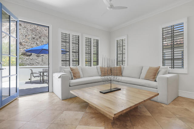 77692 Tradition Drive, La Quinta CA: https://media.crmls.org/mediaz/146b32c0-521c-4778-8683-2f71bb64ae00.jpg