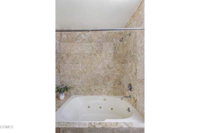 Detail Gallery Image 16 of 24 For 35 N Raymond Ave #412,  Pasadena,  CA 91103 - 2 Beds | 2/1 Baths