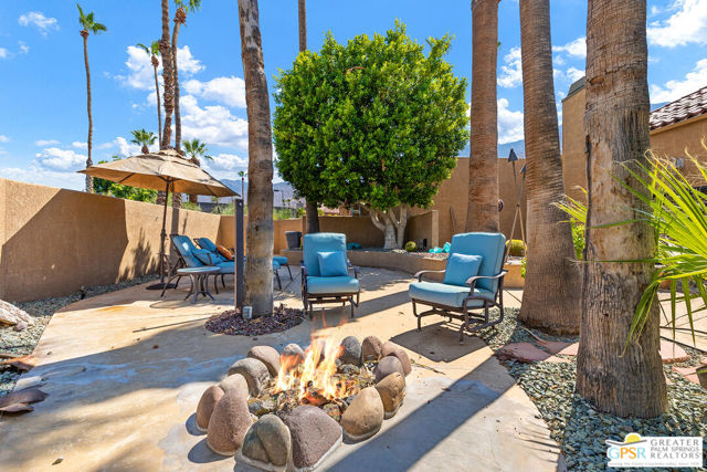 2910 Cervantes Court, Palm Springs CA: https://media.crmls.org/mediaz/146cd6e6-be00-4074-b9dd-3f436a40d090.jpg