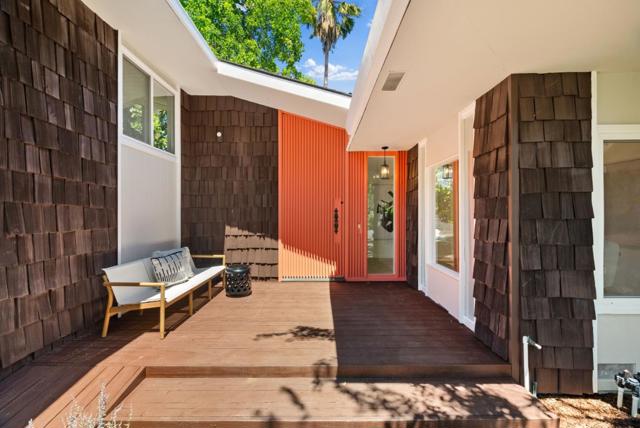 201 Yerba Buena Avenue, Los Altos CA: https://media.crmls.org/mediaz/146cda58-221c-4391-a88e-16cd8b503421.jpg