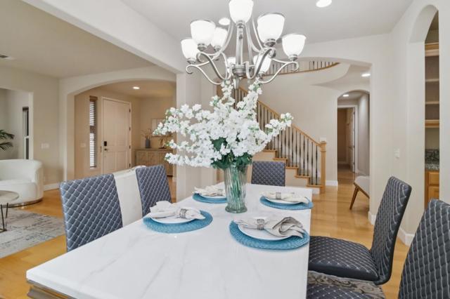 3823 Mosher Drive, San Jose CA: https://media.crmls.org/mediaz/146d3d8a-35c0-4520-8f8c-5ced97c71185.jpg