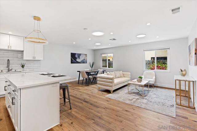 3961 Mount Aladin Ave, San Diego CA: https://media.crmls.org/mediaz/146d995c-772f-4182-95b6-4ff463299fda.jpg