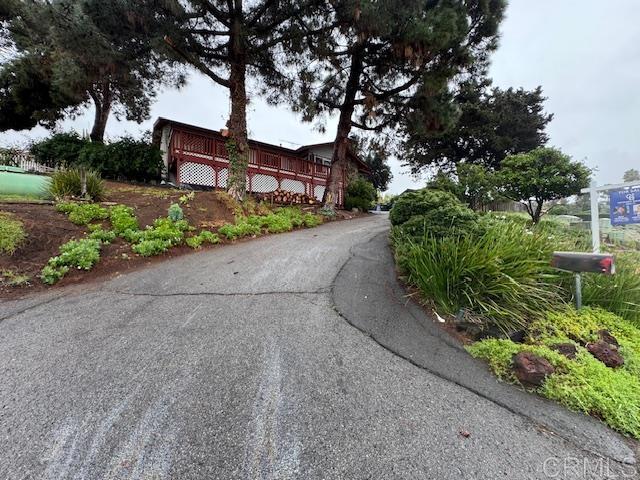 Detail Gallery Image 2 of 57 For 2430 Sunflower Ter, Vista,  CA 92083 - 3 Beds | 2 Baths