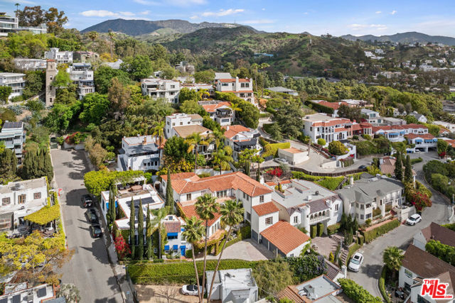 6856 Los Altos Place, Los Angeles CA: https://media.crmls.org/mediaz/146e1c56-2c19-4e19-9a70-507df026eac1.jpg