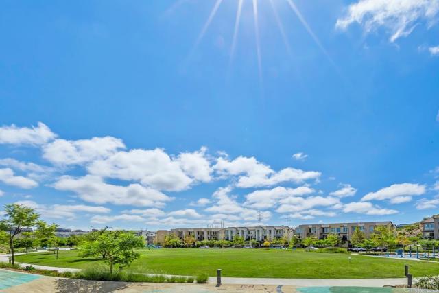 8177 Rose Quartz Circle, San Diego CA: https://media.crmls.org/mediaz/146e247a-138b-4e64-8070-649b9dcccfd3.jpg