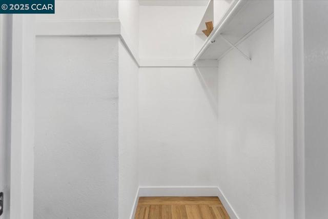 2326 Bramble Ct, Castro Valley CA: https://media.crmls.org/mediaz/146fbf8c-64c2-42a6-9fa8-4d19099dc860.jpg