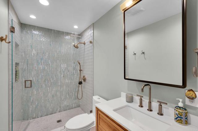 Detail Gallery Image 16 of 69 For 405 S Sierra Ave #187,  Solana Beach,  CA 92075 - 3 Beds | 3 Baths