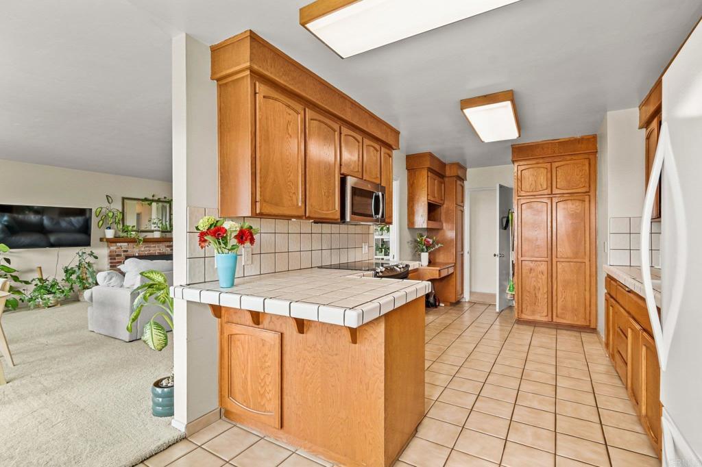 2552 Deerpark Dr - photo 14