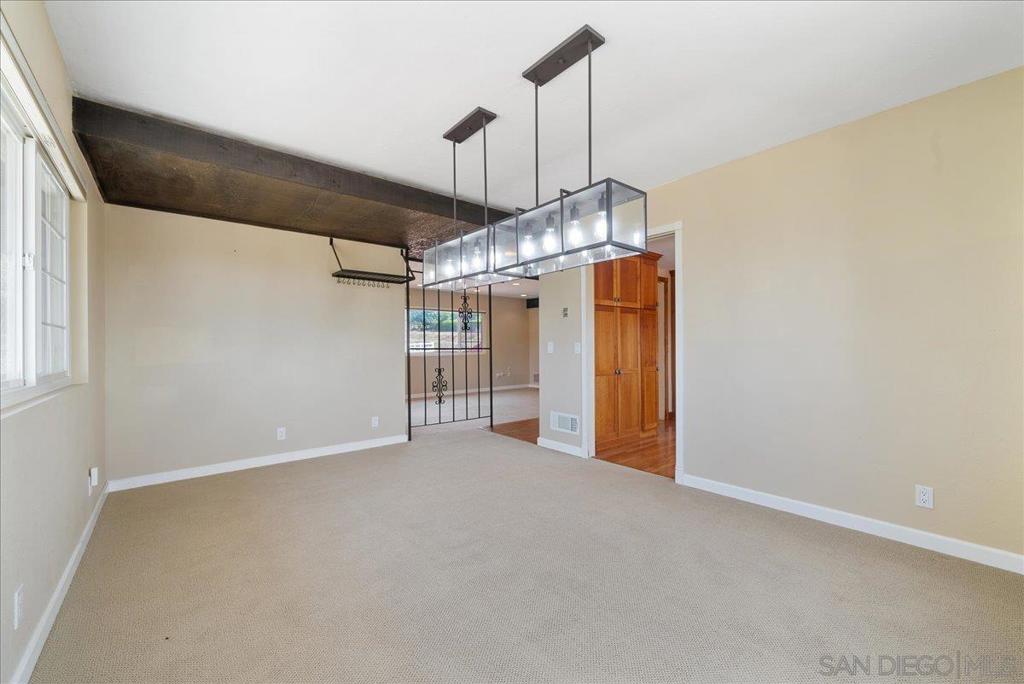 MLS #250040363SD image #9