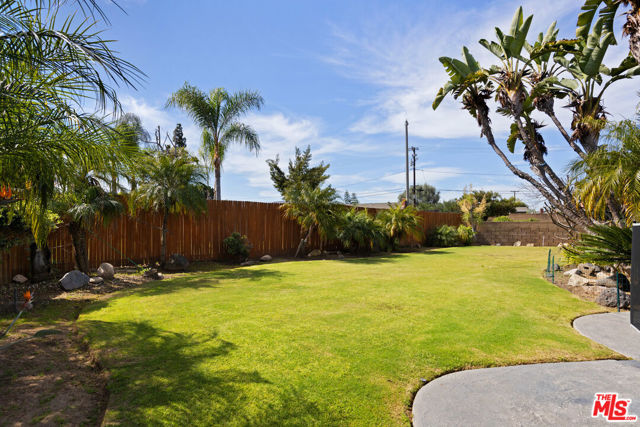 3059 Heather Drive, Fullerton CA: https://media.crmls.org/mediaz/14706011-ffc4-4d22-aef9-08cc373966fc.jpg