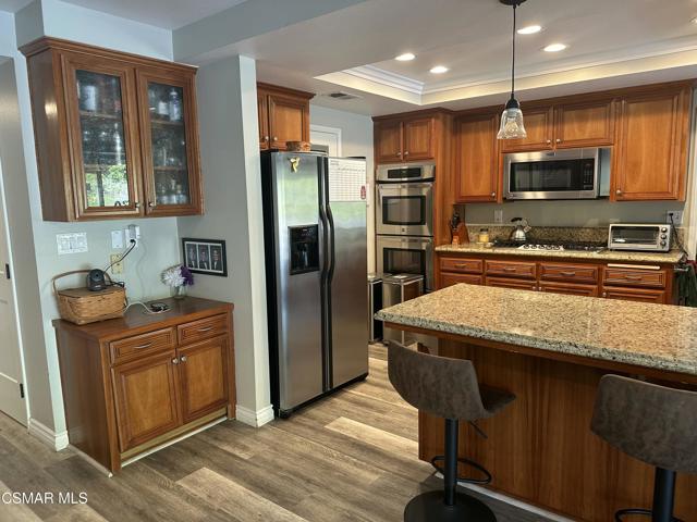 1961 Mccrea Road, Thousand Oaks CA: https://media.crmls.org/mediaz/14714a1a-87eb-4976-a690-2cea042792bc.jpg