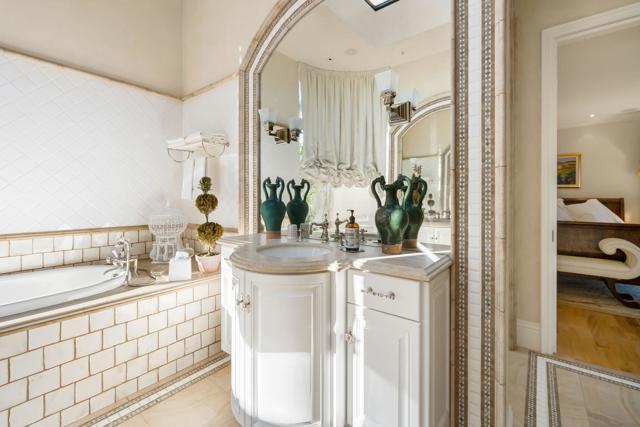 79235 Tom Fazio N Lane, La Quinta CA: https://media.crmls.org/mediaz/14726bd1-cf73-45a4-9b1a-e912aecf27ec.jpg