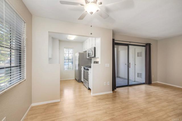 Detail Gallery Image 4 of 35 For 13006 Wimberly Sq #1,  Rancho Bernardo (San Diego),  CA 92128 - 1 Beds | 1 Baths