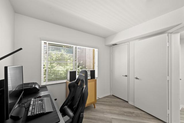 7715 El Cajon Boulevard, La Mesa CA: https://media.crmls.org/mediaz/14739db3-91af-48d1-b856-8dc7c75e6bf5.jpg