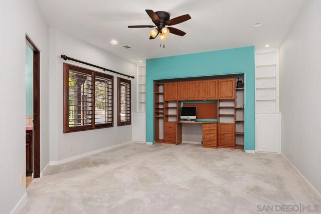 528 Flores de Oro, Rancho Santa Fe CA: https://media.crmls.org/mediaz/1474fd52-73b3-4952-b8ed-f2a90a34fb1c.jpg