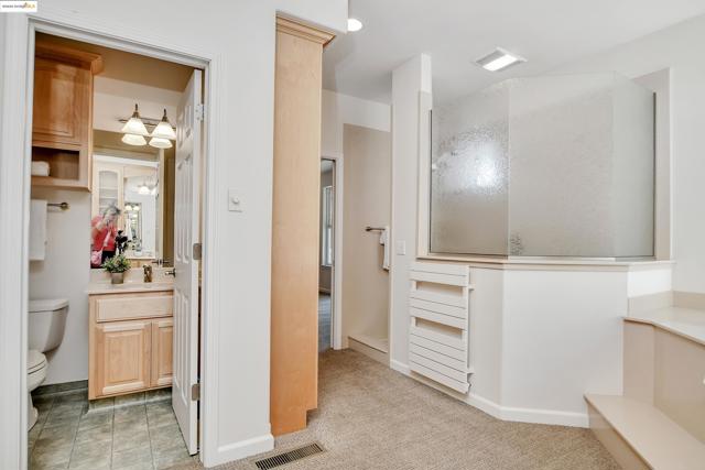 16096 Parkridge Ave, Sonora CA: https://media.crmls.org/mediaz/14755ab8-80a8-45fd-856b-1eeb74025070.jpg