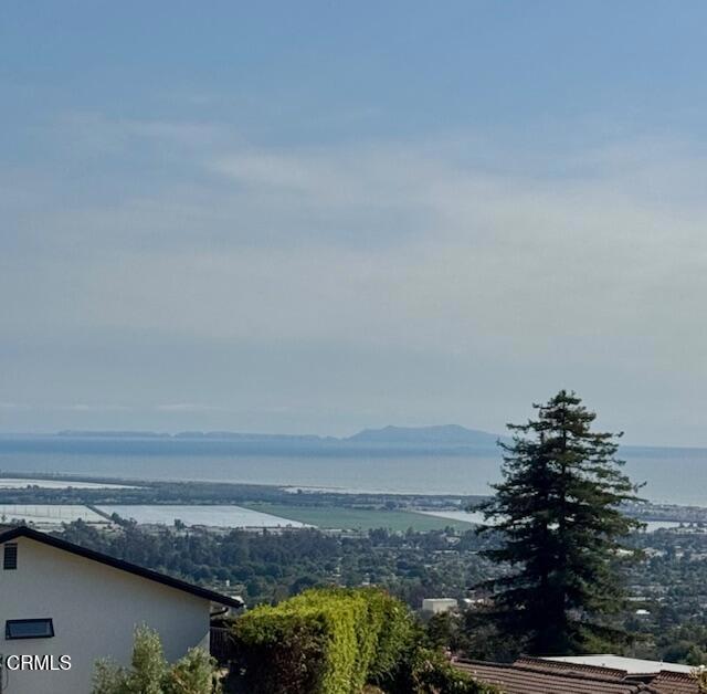 5505 Topa Topa Drive, Ventura CA: https://media.crmls.org/mediaz/14770714-18ec-4fa8-a6a0-32b03a773233.jpg