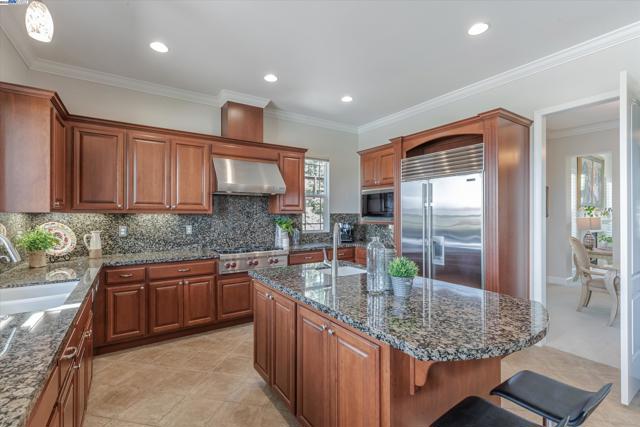 2531 Leona Pl, Pleasanton CA: https://media.crmls.org/mediaz/14770d4a-cbe0-4512-ae4a-61aee5f6ab45.jpg