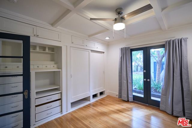 9030 Carson Street, Culver City CA: https://media.crmls.org/mediaz/1477d7e3-9e0b-4a8a-8d91-6d9f7468471d.jpg