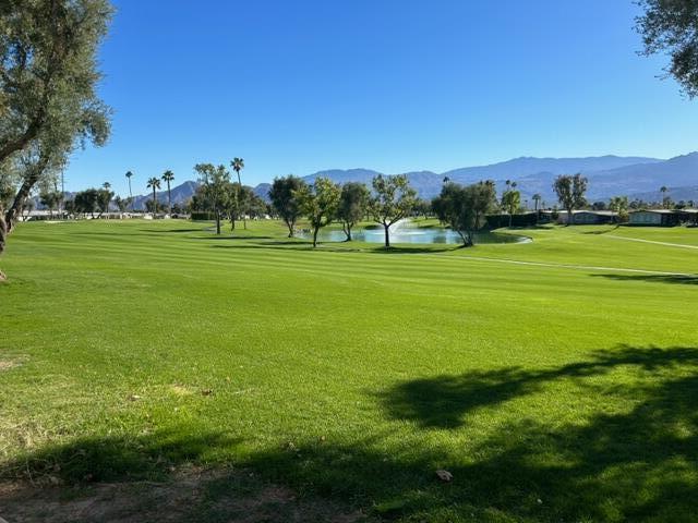 73671 Half Way Drive, Palm Desert CA: https://media.crmls.org/mediaz/1478f54f-24f9-42ca-8471-6291f0298876.jpg