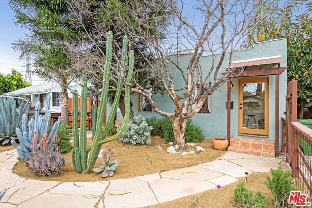 2979 Ingledale Terrace, Los Angeles, CA 90039