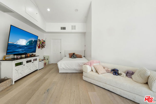 3614 Malibu Country Drive photo 15
