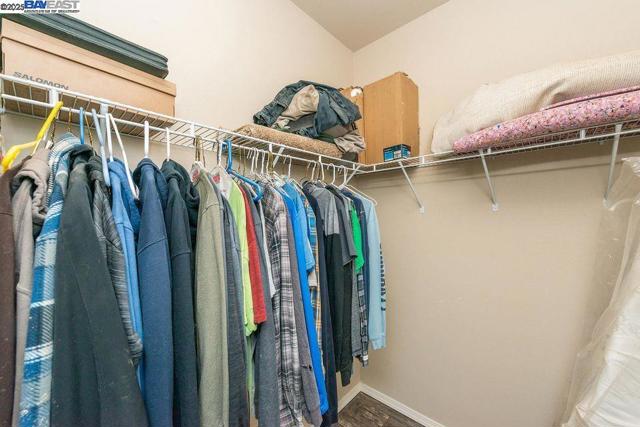21679 Squaw Grass Trail, Redding CA: https://media.crmls.org/mediaz/147ab60a-24a7-45e9-8c64-8554aeaa8d9f.jpg