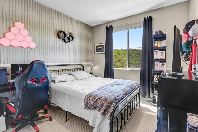 Detail Gallery Image 22 of 32 For 2332 Trevi Cir, Chula Vista,  CA 91913 - 4 Beds | 3 Baths