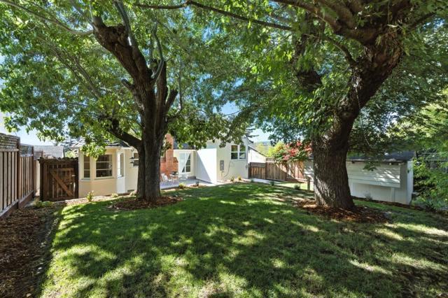 1968 Arroyo Avenue, San Carlos CA: https://media.crmls.org/mediaz/147c0954-45e2-4e93-bd54-ecddd79546c2.jpg
