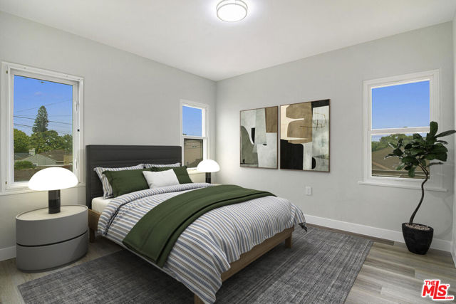 8456 Byrd Avenue, Inglewood CA: https://media.crmls.org/mediaz/147c7bab-092a-4a62-85a1-bb54f2b29a0a.jpg