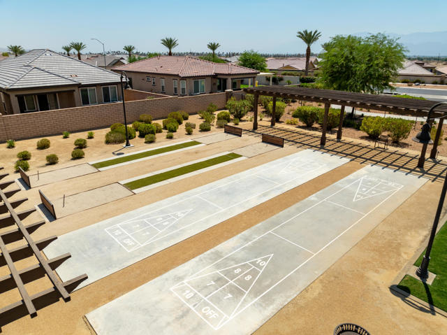 Image 71 of 86 For 43595 Vacanza Court