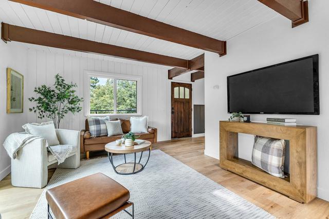 Image 6 of 44 For 52895 Cedar Drive