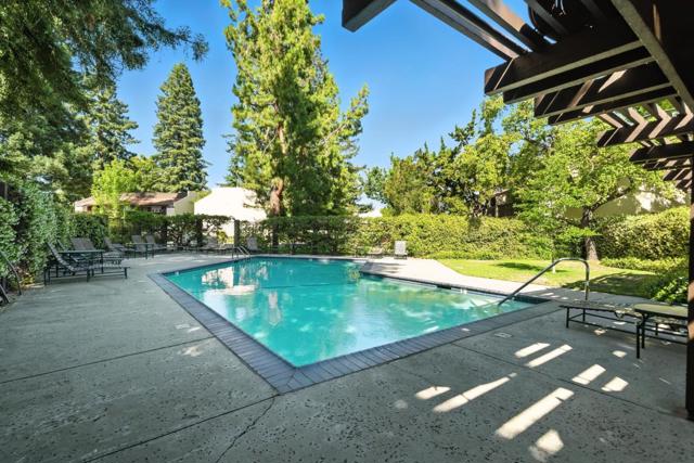 1001 E Evelyn Terrace, Sunnyvale CA: https://media.crmls.org/mediaz/147cc2b0-a43a-4fd4-a203-d7483cc5e417.jpg