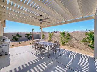 10 Zinfandel, Rancho Mirage CA: https://media.crmls.org/mediaz/147e1515-e63d-40ef-be6d-d60cded41f53.jpg