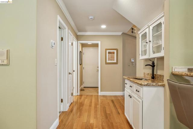 Image 20 of 55 For 5362 Saddleback Ct.