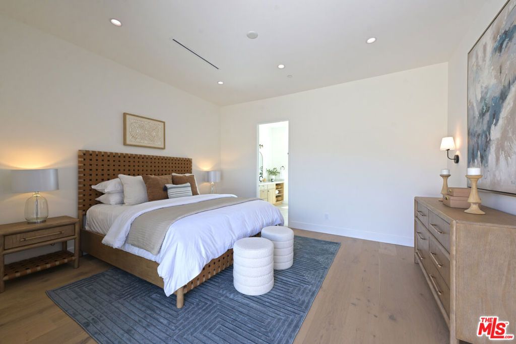 MLS #26860655 image #28