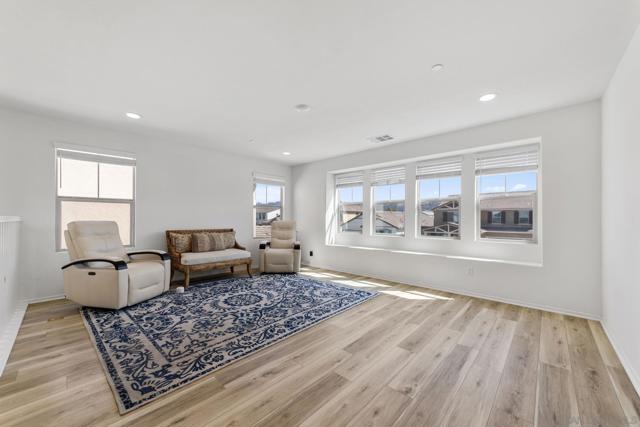 27983 Moosa Creek Way, Valley Center CA: https://media.crmls.org/mediaz/147ee7cd-bf0f-4708-b652-1cabae391f31.jpg