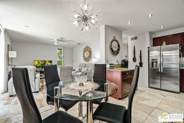 2522 N Whitewater Club Drive #D, Palm Springs, CA 92262