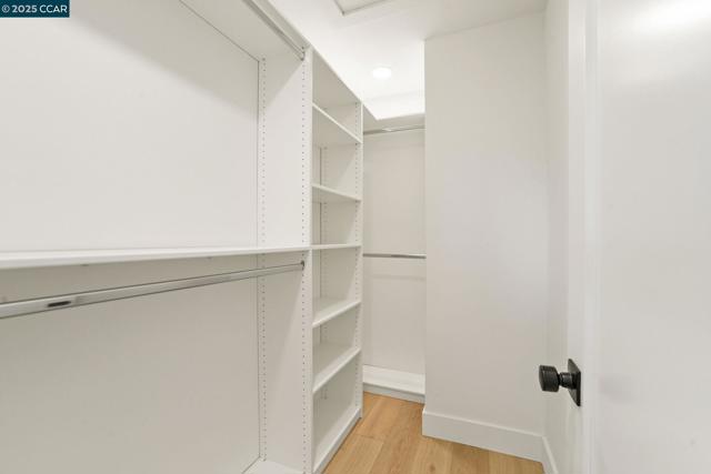 3715 Liscome Way, Concord CA: https://media.crmls.org/mediaz/147f4055-3cf3-44b2-bb63-1b12cc2316f6.jpg